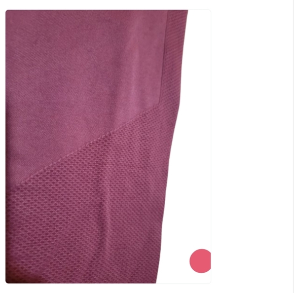 Burgundy Scrunch Butt Leggings - Picture 5 of 9